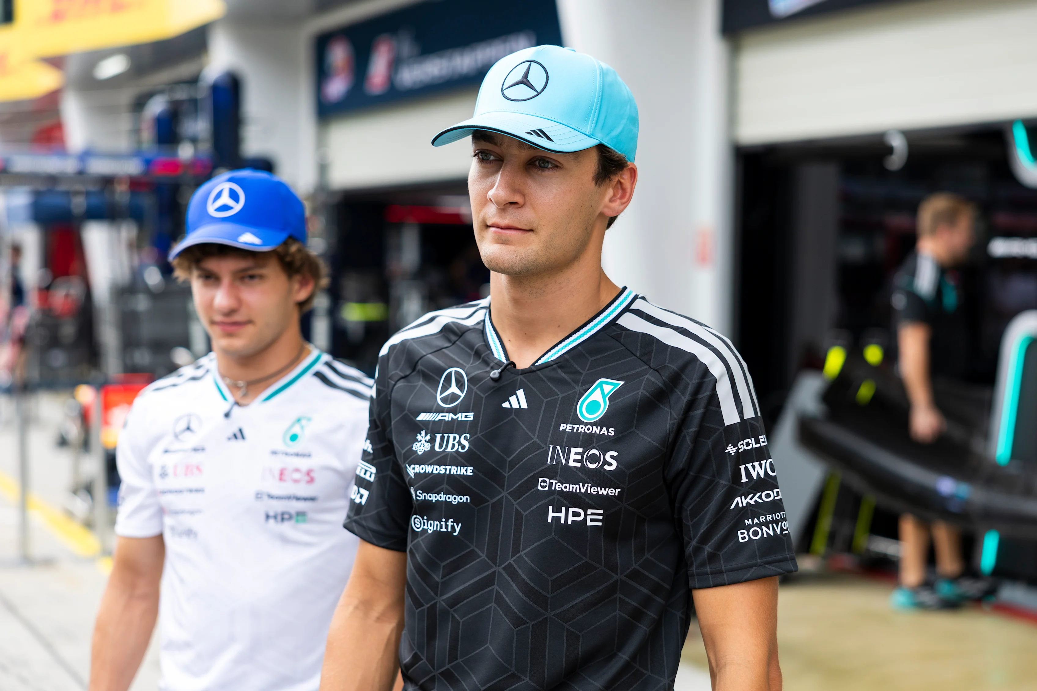 KUALA LUMPUR, MALAYSIA - OCTOBER 01: Кими Антонелли of Italy and Mercedes AMG Petronas F1