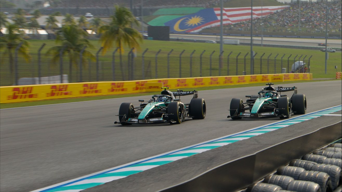 2026 Bahrain Grand Prix: Antonelli powers past Russell for P2