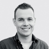 Ферстаппен отпраздновал 72-ю победу и первый успех Red Bull с мотором Ford — главное изображение