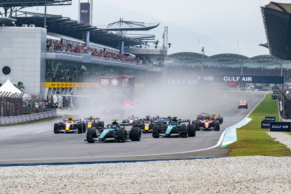 Sepang race start