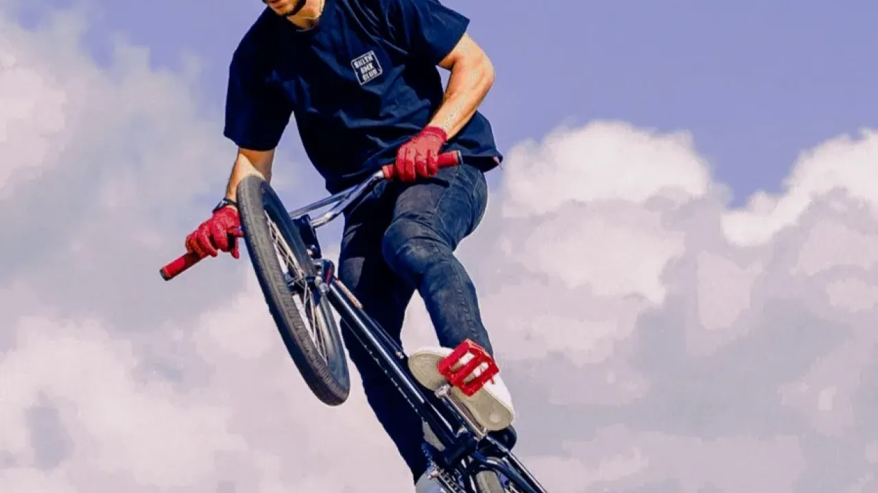 Анар Алиев завоевал бронзу турнира AusCycling BMX freestyle в Голд-Косте — Калининград Сейчас