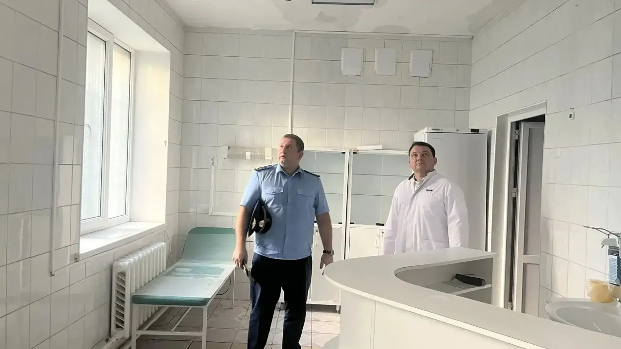 Прокуратура контролирует капремонт крыши городской больницы № 4 в Калининграде — Калининград Сейчас