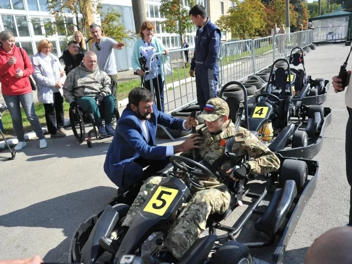 В Анненках прошёл фестиваль по адаптивному картингу «Трасса возможностей»