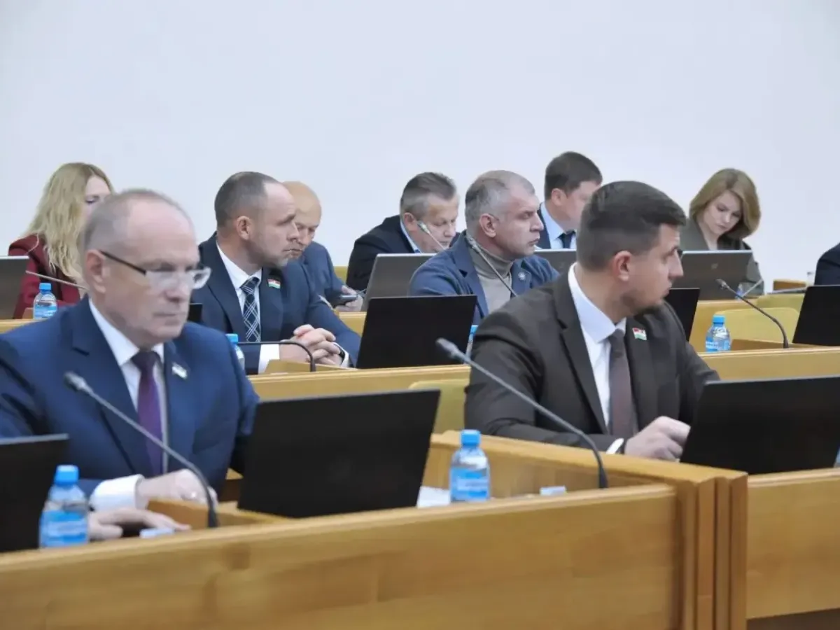 Поддержаны законопроекты об индексации зарплат работников бюджетной сферы