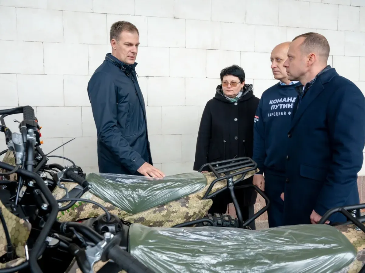 На фронт передают крупную партию транспорта, техники и оборудования для калужан