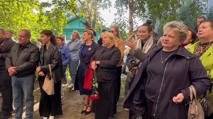 В Хабаровске открыли мемориальную доску Зое Масайтене — Хабаровск Сейчас