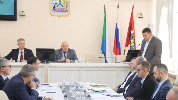 В Хабаровске обсудили подготовку к отопительному сезону и зимнему содержанию города — Хабаровск Сейчас
