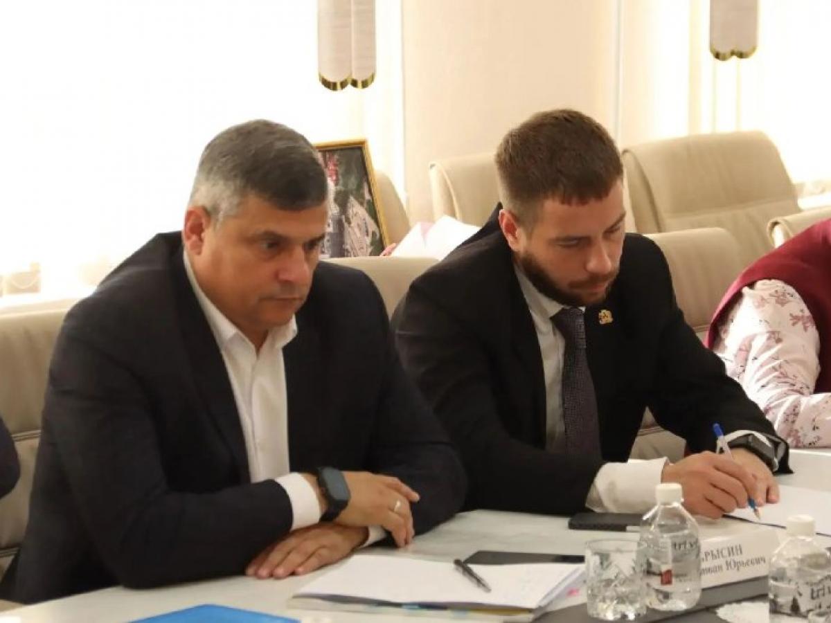 В Хабаровске ускоряют подготовку к отопительному сезону и осеннюю уборку