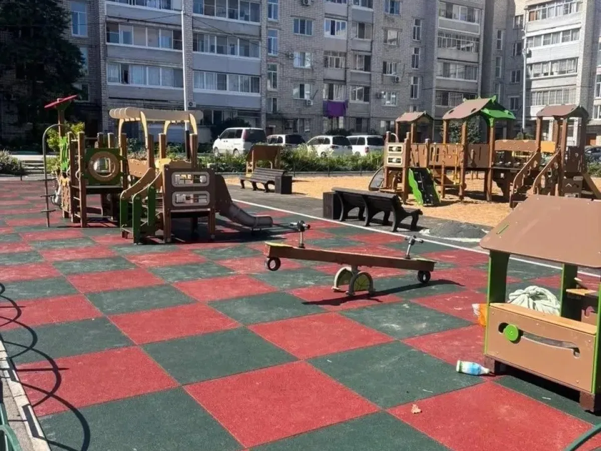В Хабаровске завершили благоустройство семи дворов по федеральной программе