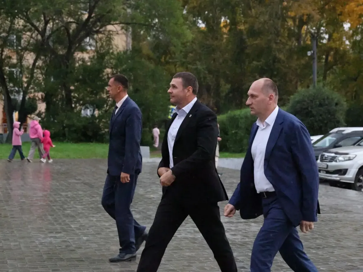 Губернатор проверил работу избирательных комиссий в Комсомольске-на-Амуре