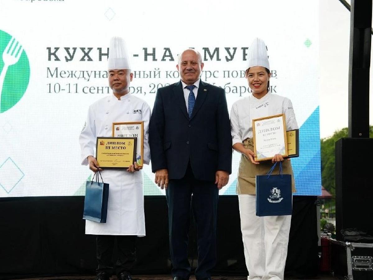 В Хабаровске на конкурсе «Кухня-на-Амуре» установили рекорд с айс-латте