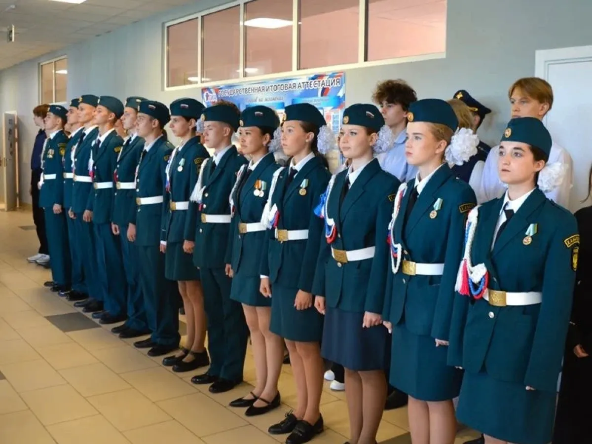 В Волочаевском лицее Хабаровска открыли экспозицию о подвигах спецназовцев