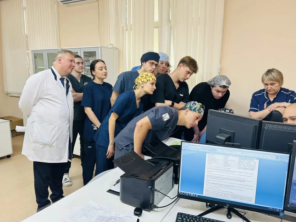 В Хабаровском онкоцентре прошла образовательная встреча для студентов из России и Китая