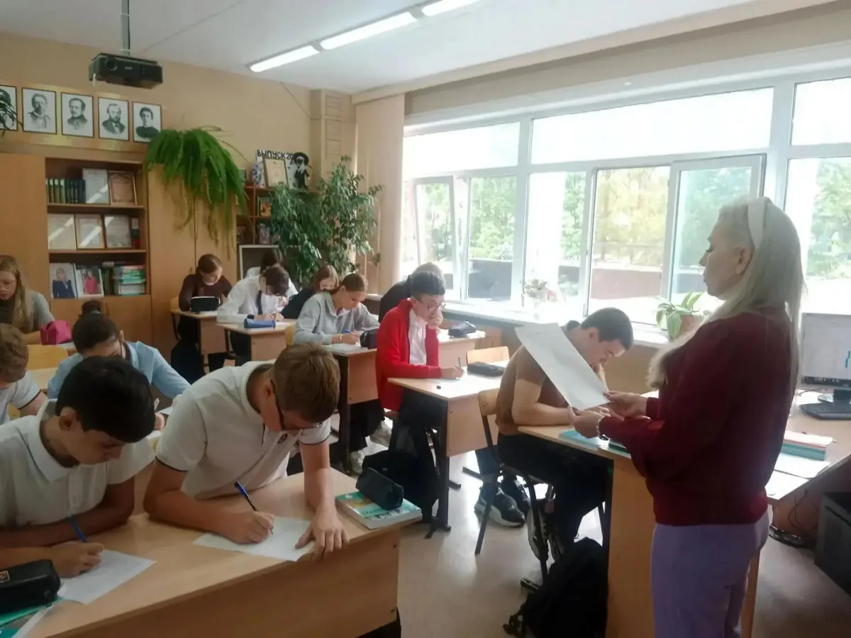 В школах и детсадах Хабаровска отметили День языков народов России