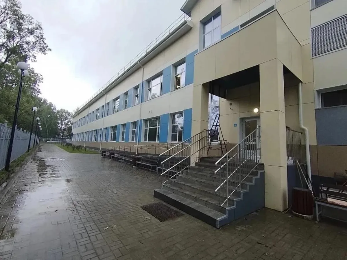 Пристройку к школе № 1 в Вяземском ввели в эксплуатацию к 1 сентября