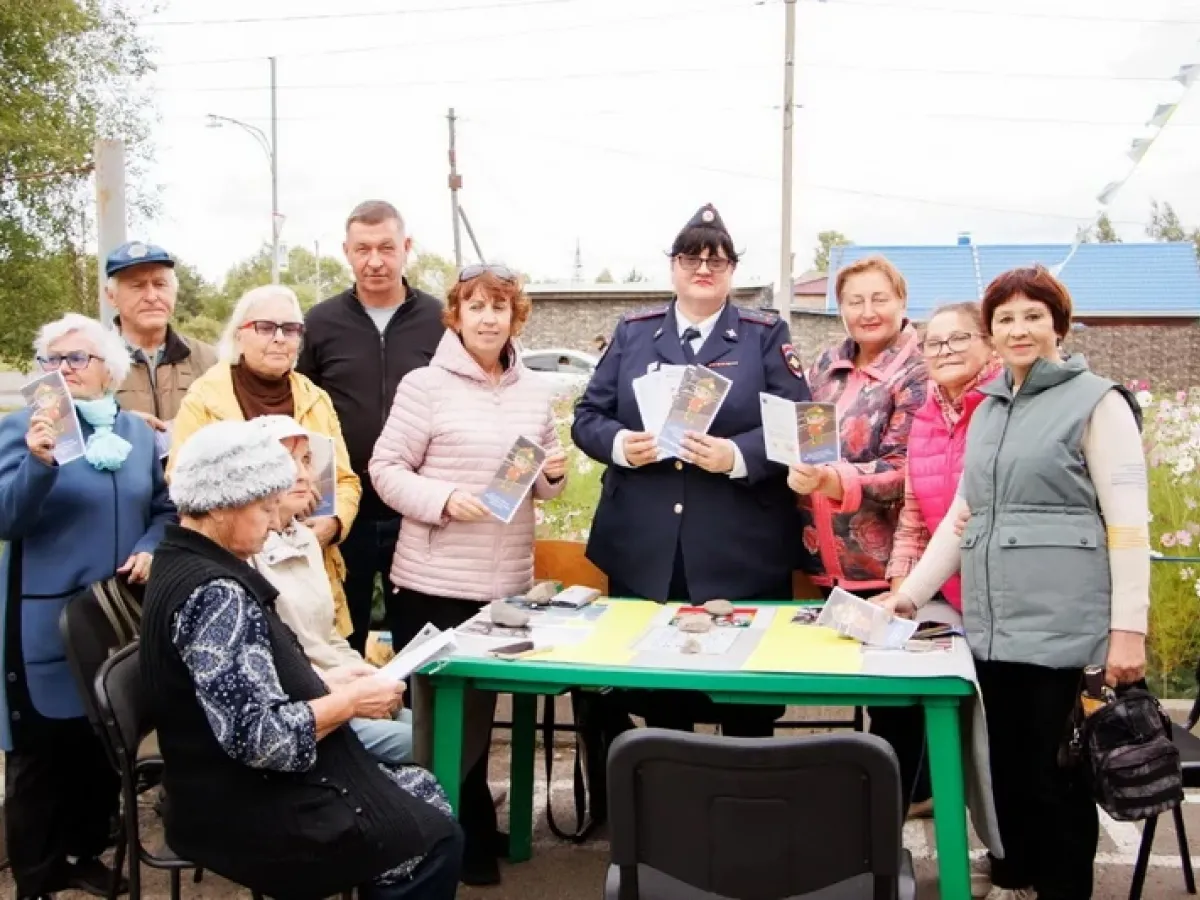 В Комсомольске-на-Амуре прошла акция «В школу по безопасной дороге»