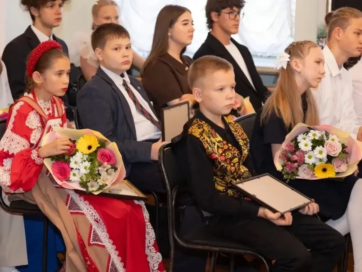 В Хабаровском крае 30 юных талантов получили Губернаторские стипендии