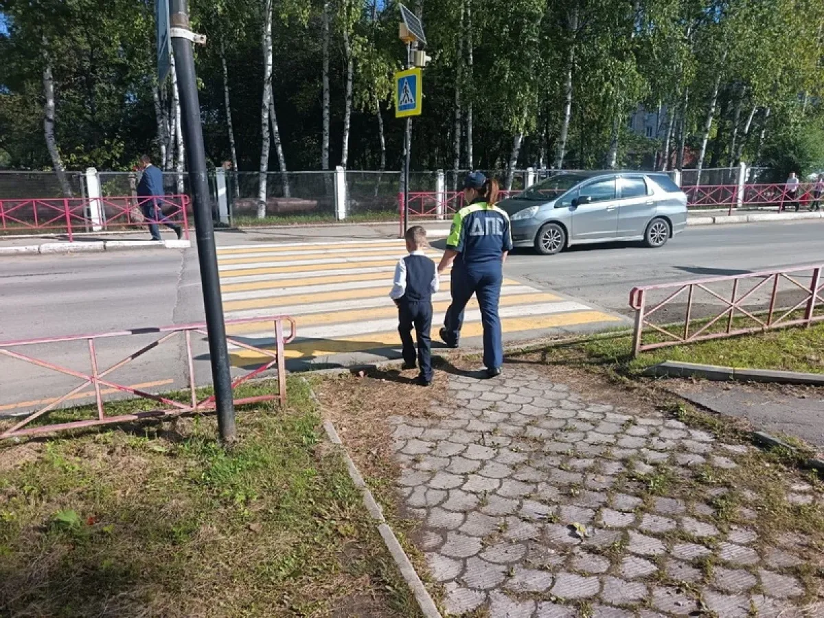 В трех районах Хабаровского края прошла акция Госавтоинспекции «Возьми меня за руку»