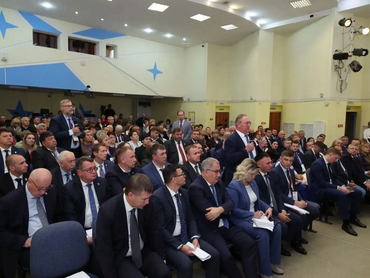 Губернатор ответил на вопросы глав муниципалитетов и наградил победителей конкурса