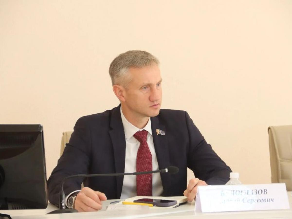 В администрации Хабаровска обсудили транспорт и демонтаж незаконной рекламы