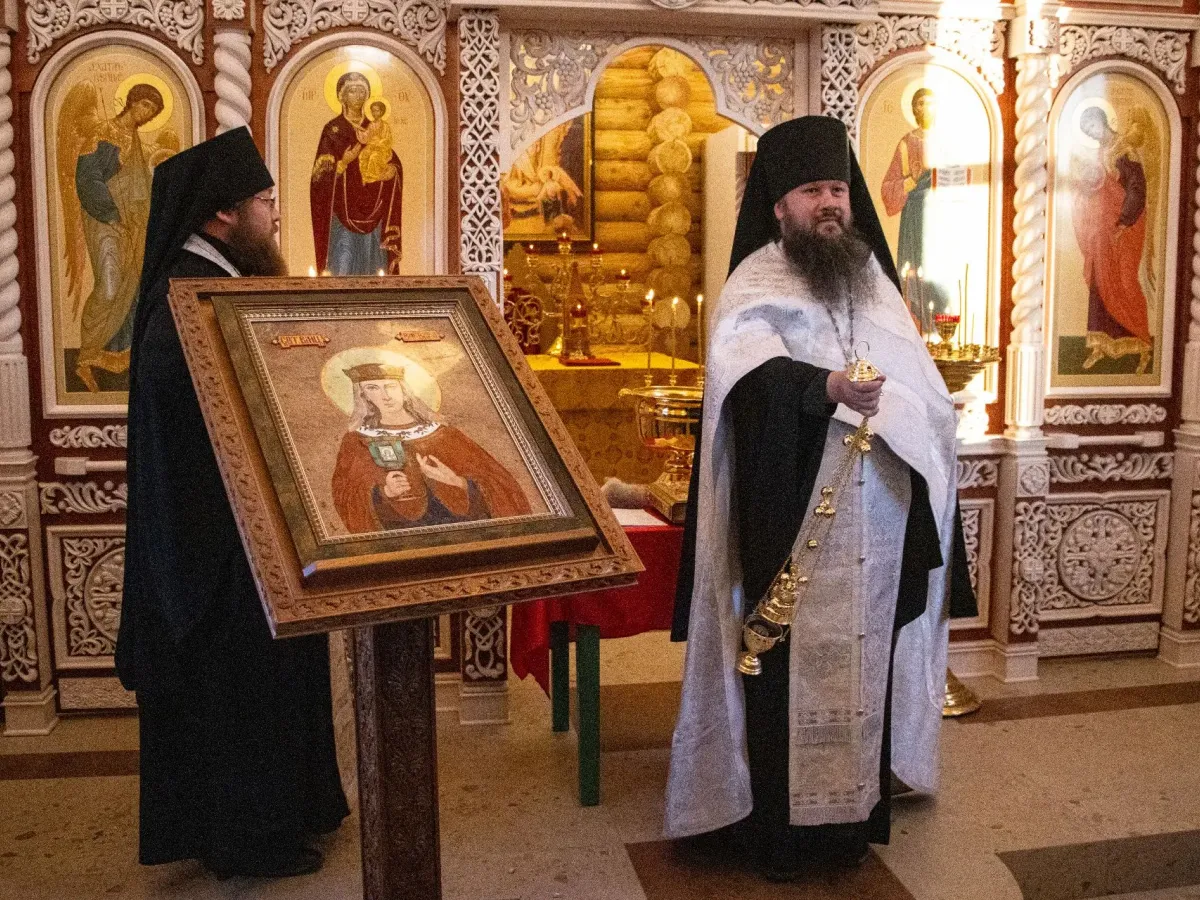 В посёлке Киран открылась деревянная часовня во имя Святой Варвары