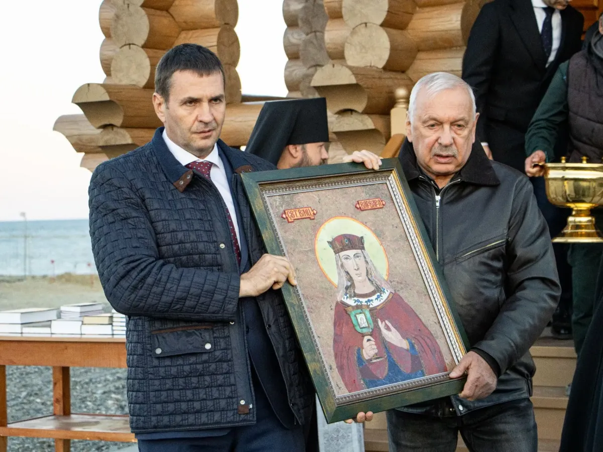 В посёлке Киран открылась деревянная часовня во имя Святой Варвары