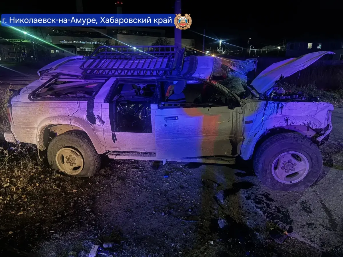 В Николаевске-на-Амуре в ночном столкновении погибли два человека, пострадали восемь