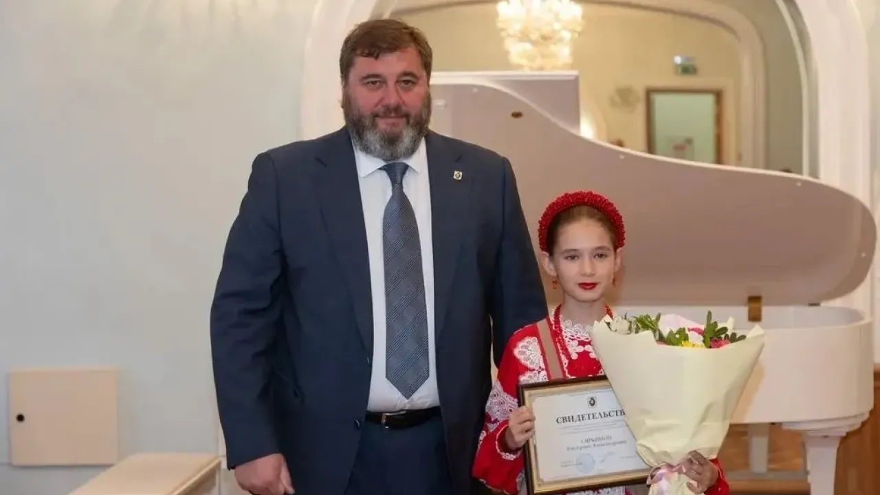 В Хабаровском крае 30 юных талантов получили Губернаторские стипендии — Хабаровск Сейчас