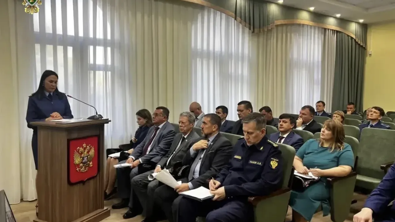 В Хабаровском крае обсудили подготовку ЖКХ к отопительному сезону 2026–2027 годов — Хабаровск Сейчас