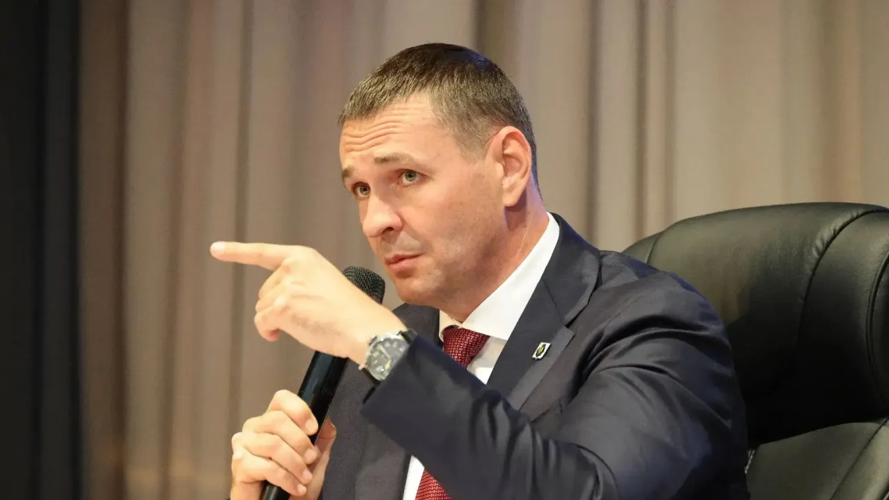 Губернатор ответил на вопросы глав муниципалитетов и наградил победителей конкурса — Хабаровск Сейчас