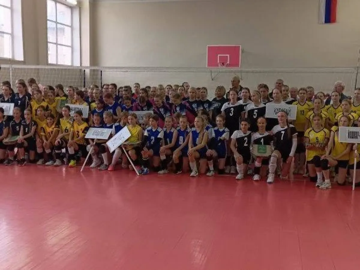 Воспитанники спортшколы № 2 Кирова завоевали призовые места в турнирах по волейболу