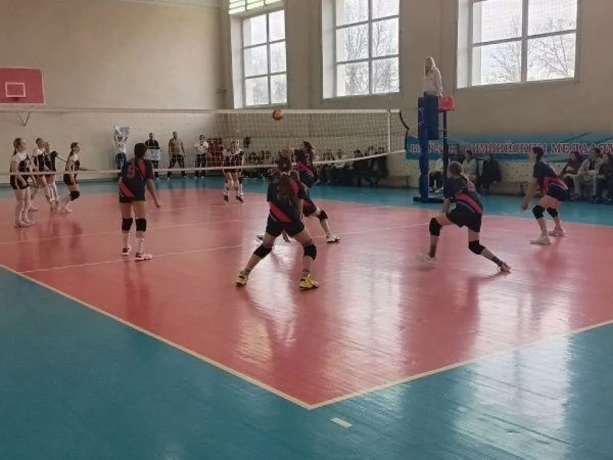 Воспитанники спортшколы № 2 Кирова завоевали призовые места в турнирах по волейболу