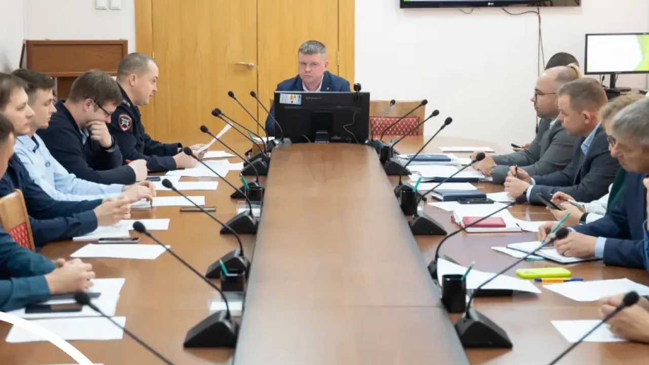 В Кирове обсудили меры по сокращению мест концентрации ДТП — Киров Сейчас