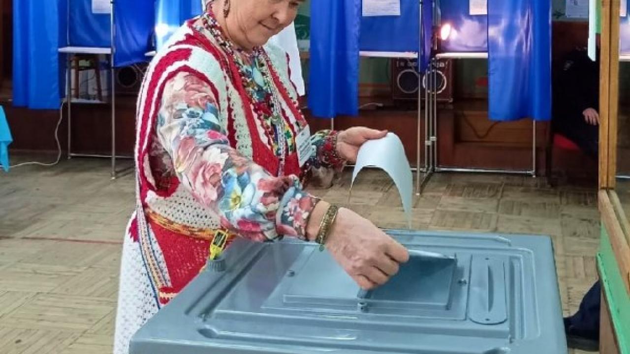 На 1 105 участках Кировской области продолжаются выборы депутатов двух уровней — Киров Сейчас