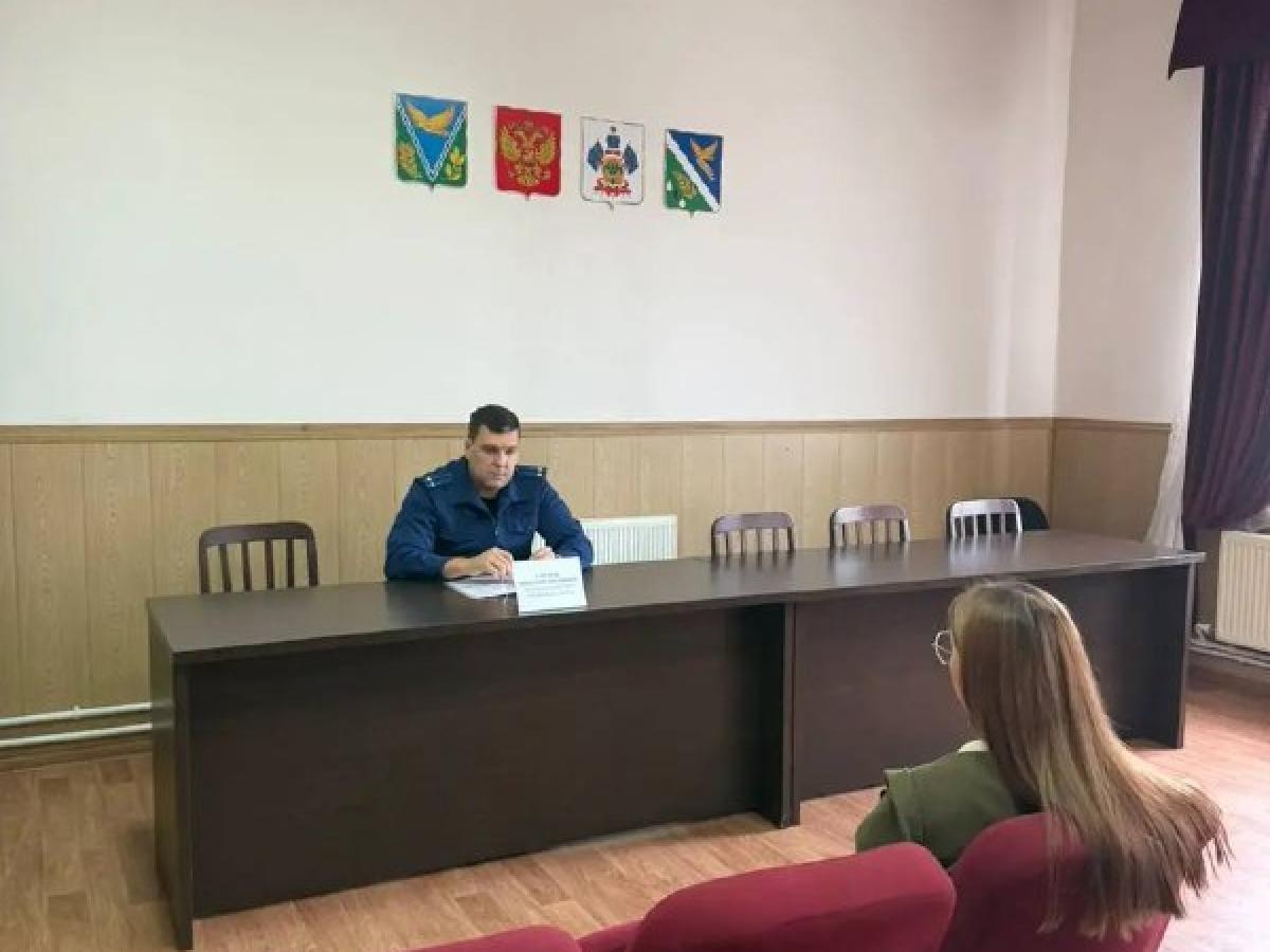 Прокуратура Апшеронского района провела прием граждан в поселениях района