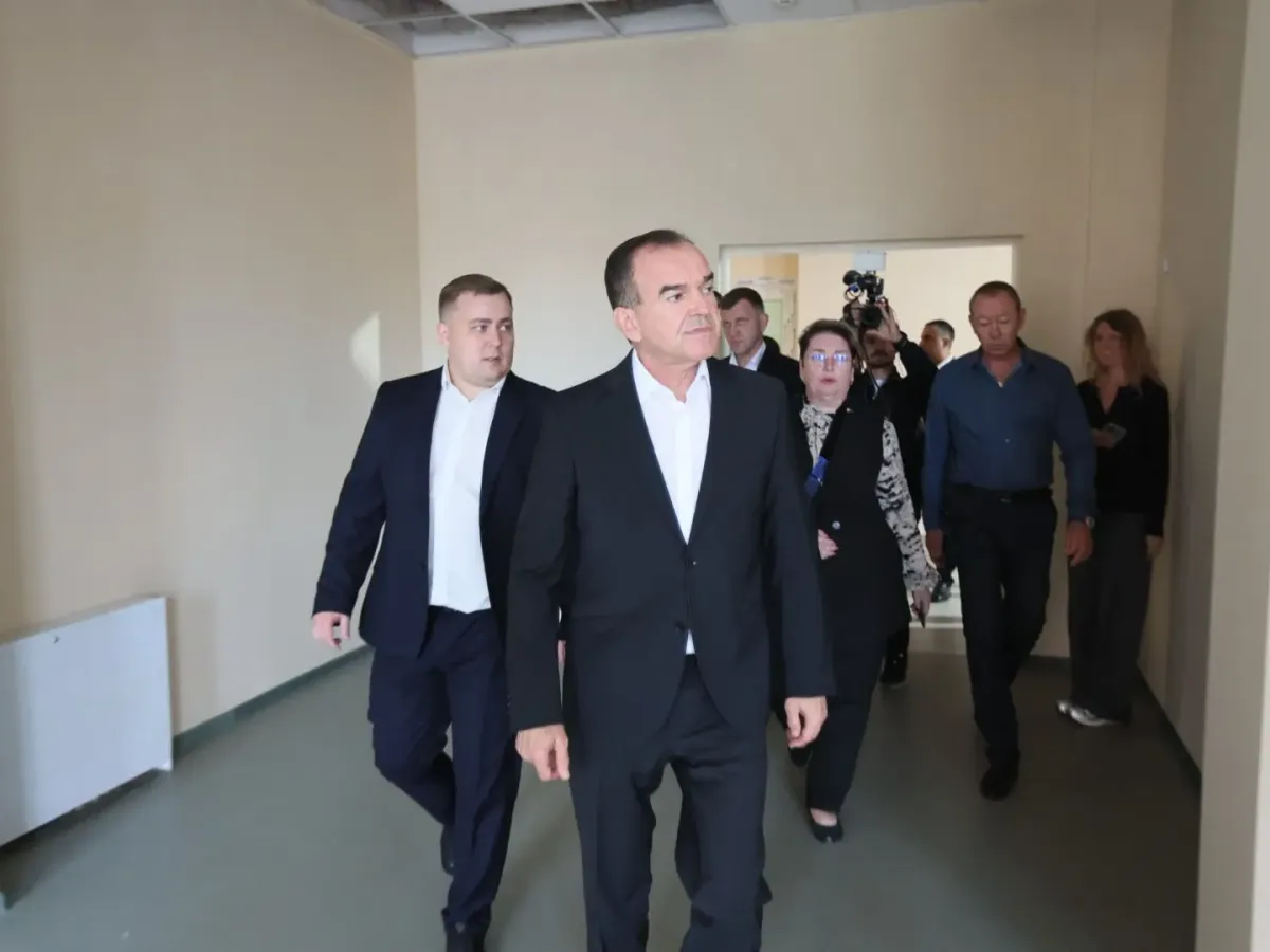 Кондратьев проверил строительство детского сада на улице Калинина в Краснодаре