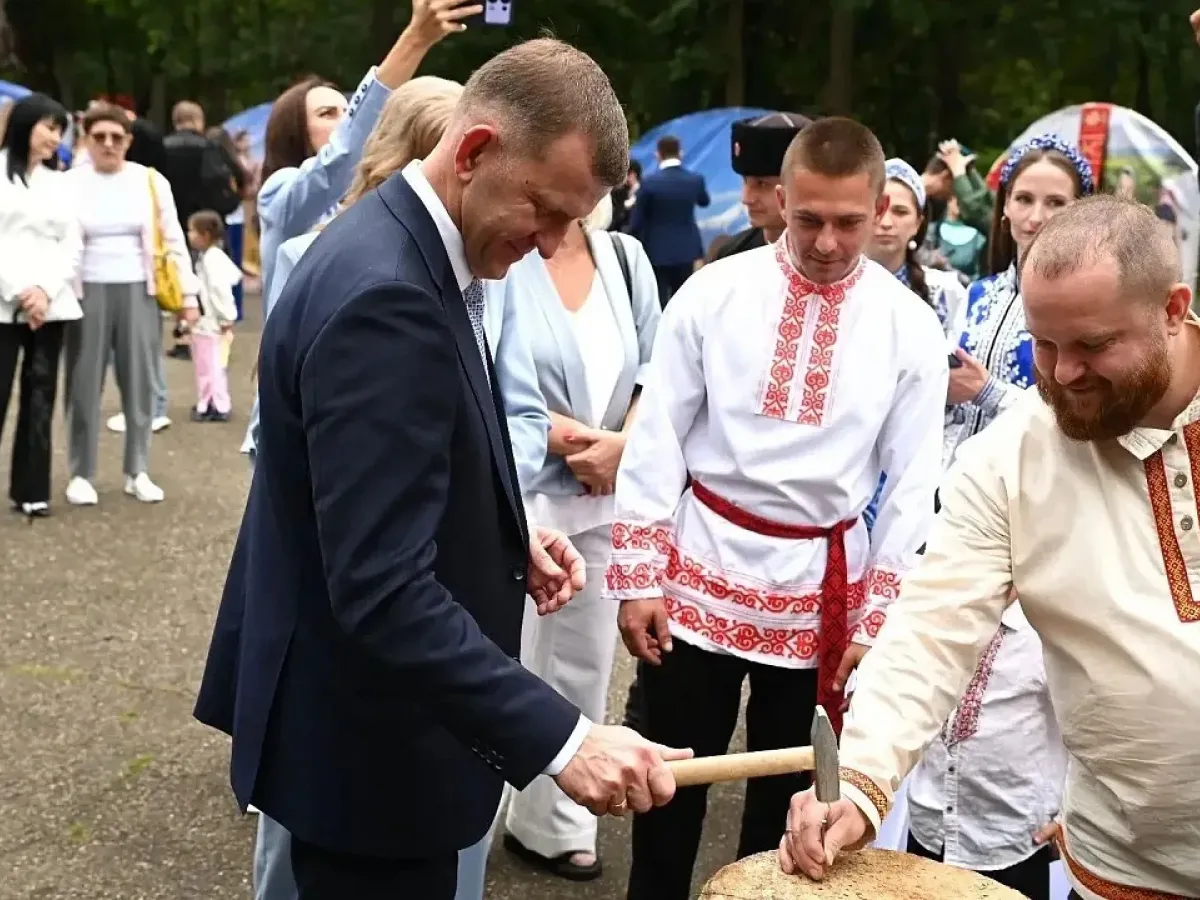 Евгений Наумов принял участие в празднике «Хоровод дружбы» в Краснодаре