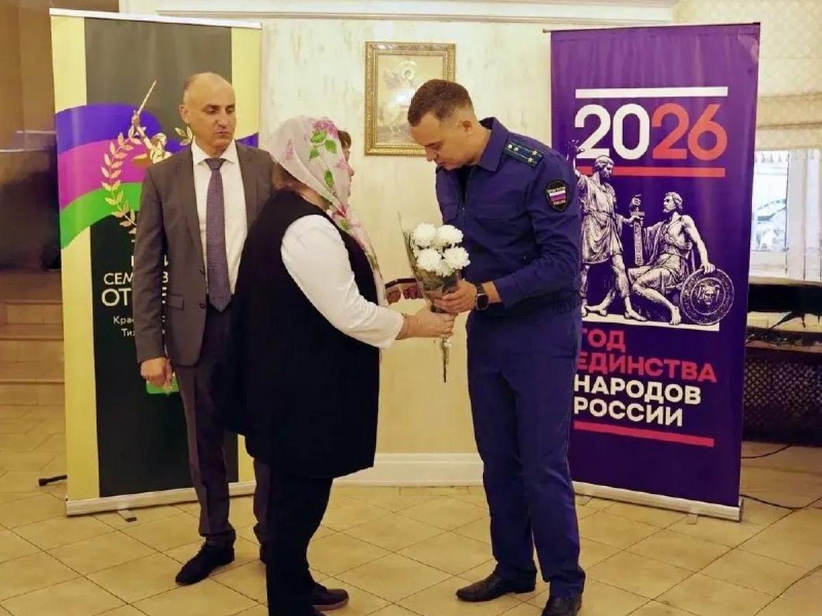 В Тихорецком районе встретились с мамами и женами участников СВО