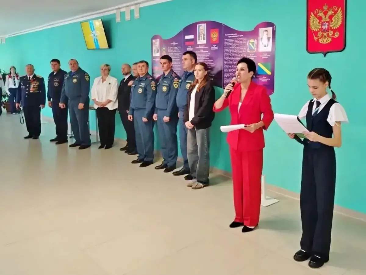 В Новомихайловском открыли кадетский пожарно-спасательный класс
