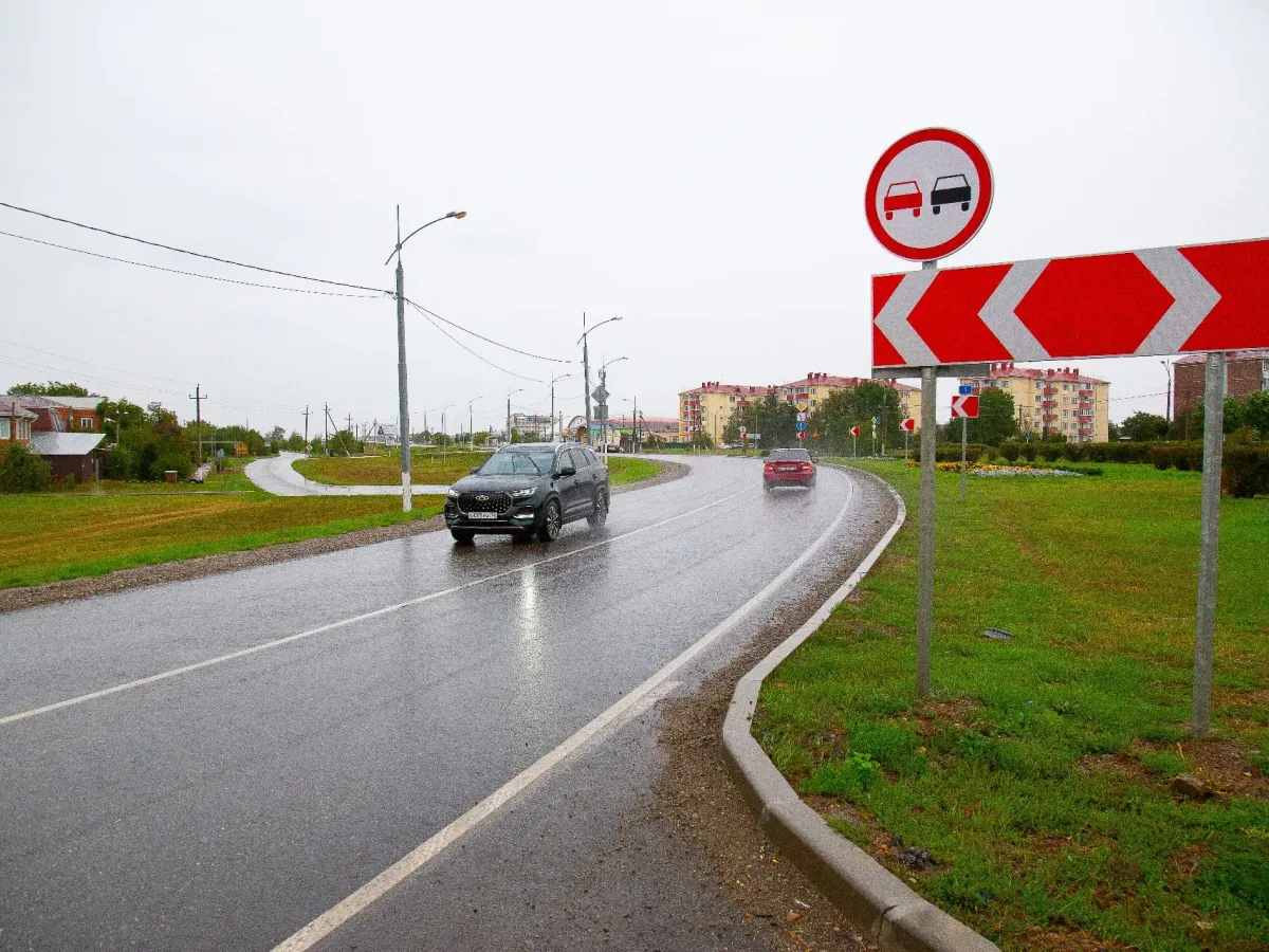 В Выселковском районе открыли движение по отремонтированной дороге «Выселки – Кирпильская»