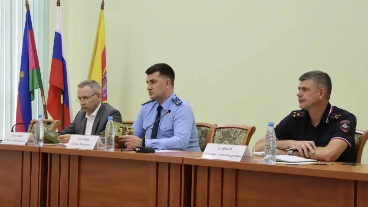 В Павловском районе провели встречу по защите семей участников СВО от киберпреступлений — Краснодар Сейчас