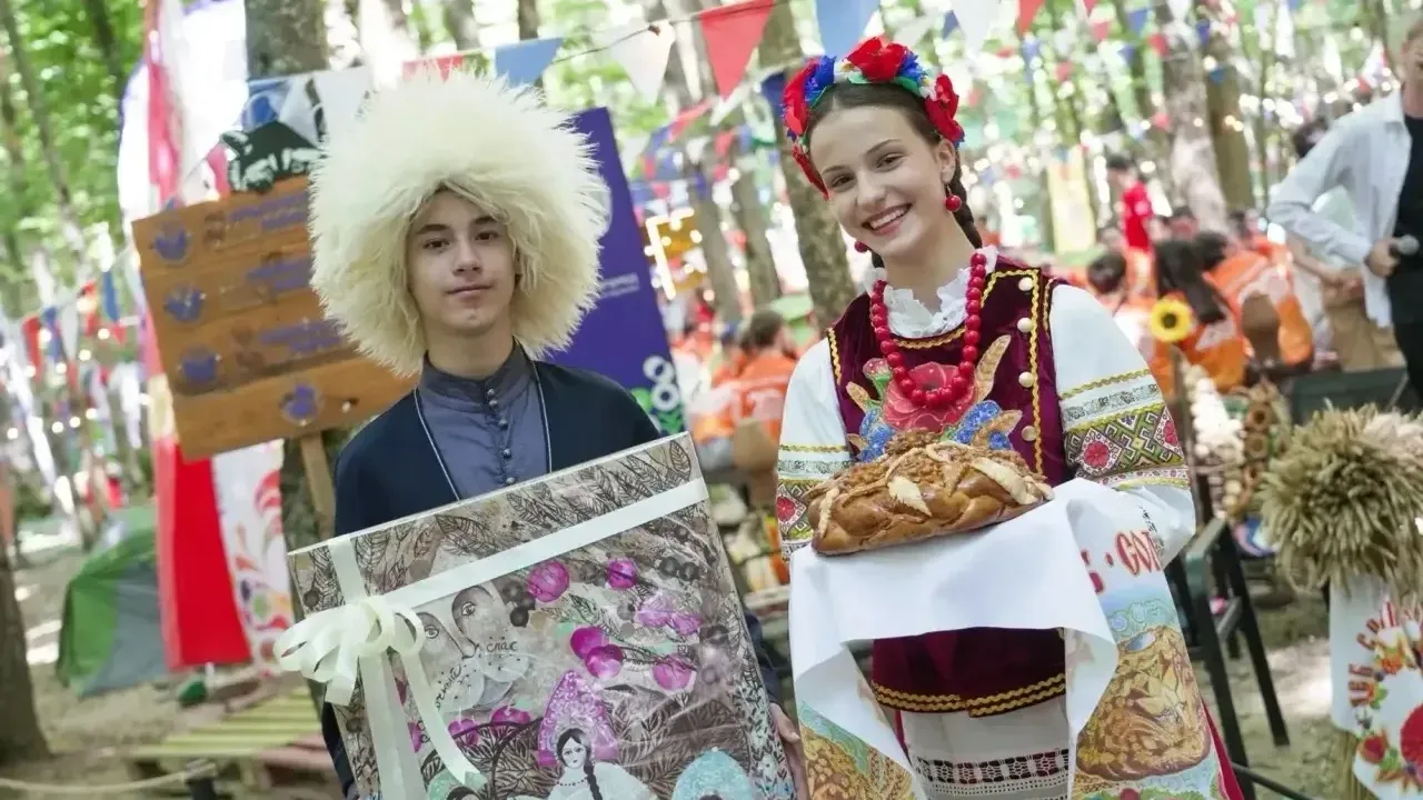 На каникулах в Краснодаре для школьников организовали разные виды занятости — Краснодар Сейчас