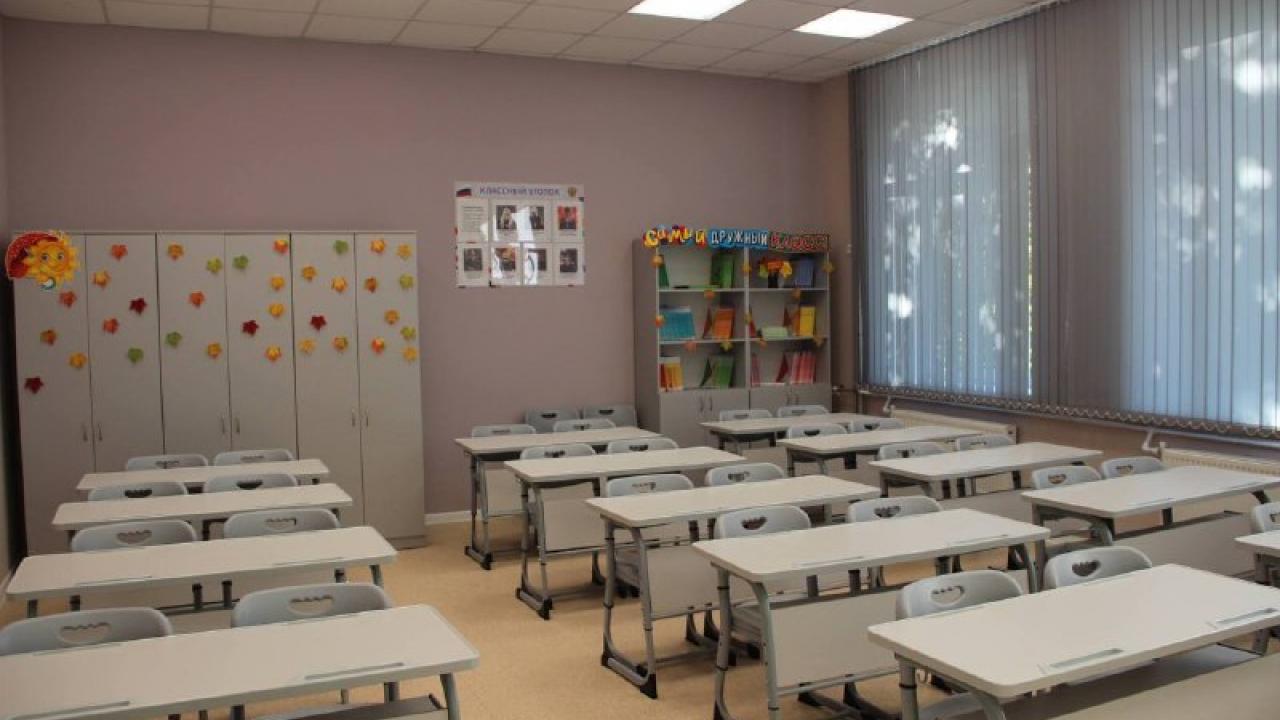 В станице Ленинградской после вмешательства прокуратуры завершили капремонт школы № 6 — Краснодар Сейчас