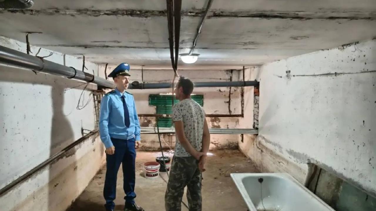 В Брюховецком районе прокуратура проверила ход капитального ремонта жилых домов — Краснодар Сейчас