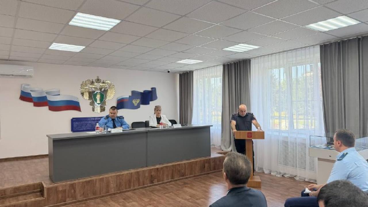 В Гулькевичском районе обсудили меры по защите прав участников СВО и их семей — Краснодар Сейчас