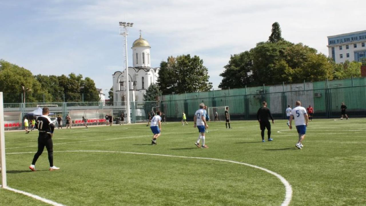 В Краснодаре провели первый турнир ветеранов СВО по мини-футболу — Краснодар Сейчас