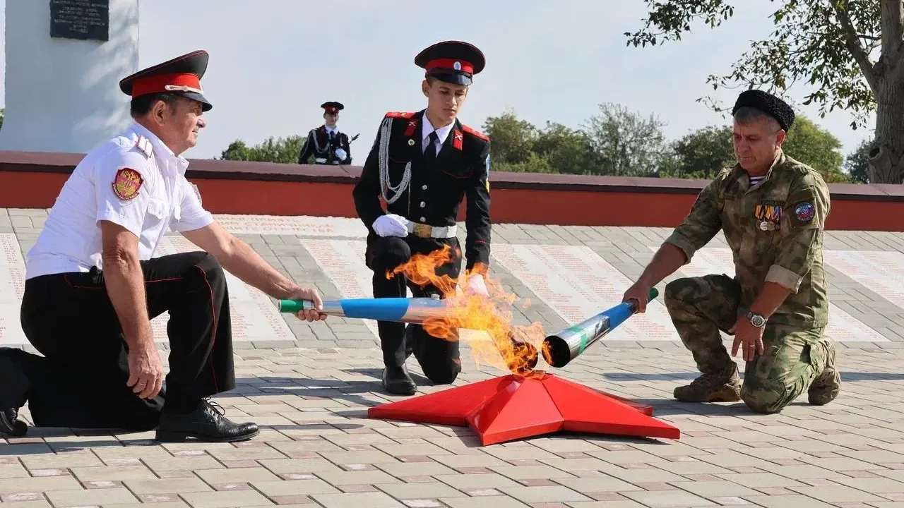 В Кавказском районе открыли мемориал Воину-освободителю после реконструкции — Краснодар Сейчас