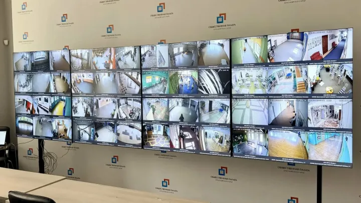 В Общественной палате края смонтировали стену видеонаблюдения к дням выборов
