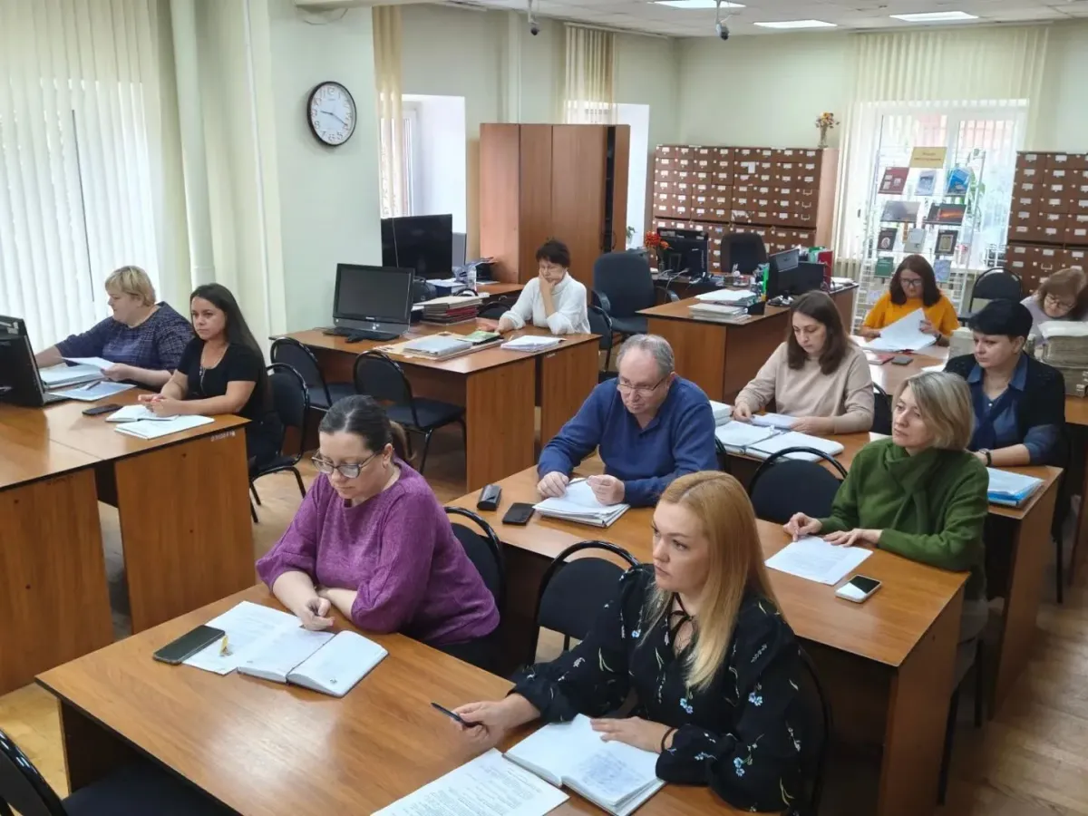 Архивное управление Курской области рассмотрело документы 40 организаций