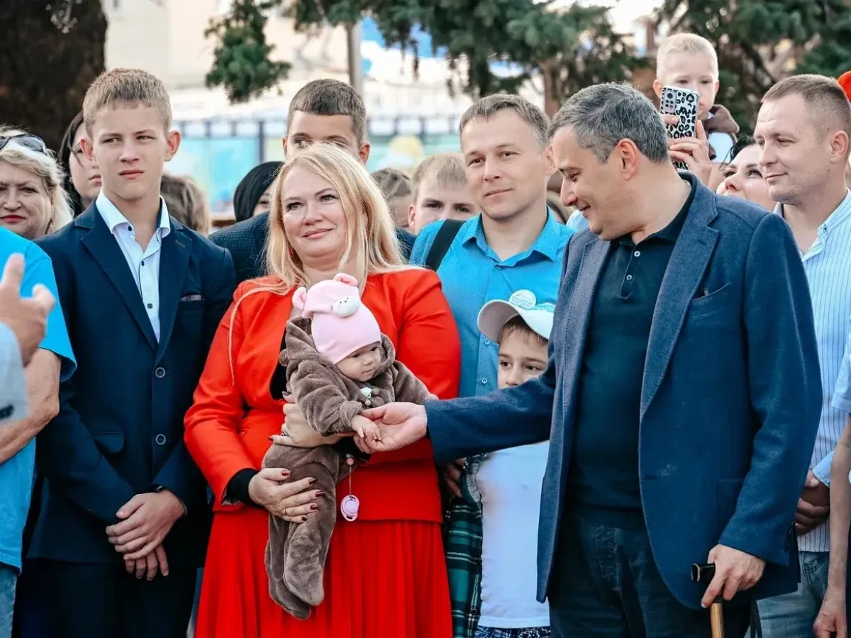 В Курске обновили скверы на Перекальского и «Пеликан», высадили 75 лип